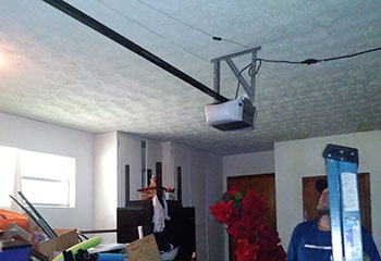 Garage Door Opener Repair - La Marque